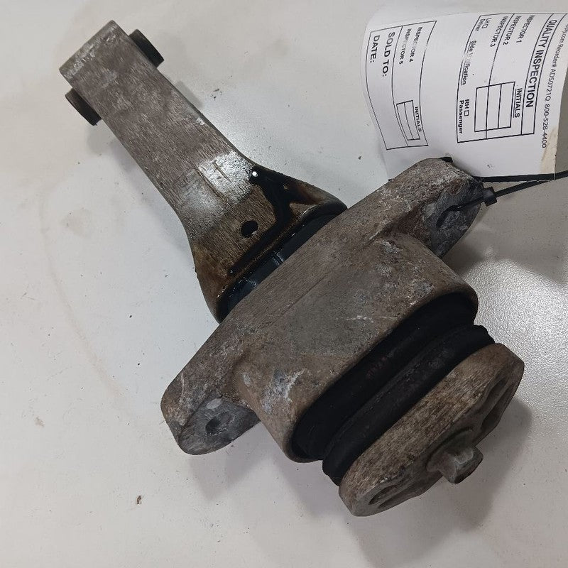 Kia Sorento Engine Motor Mount Rear Back  2.4 2018 2017 2016