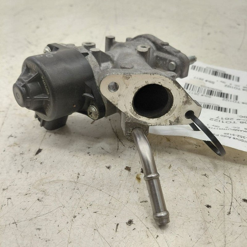 Toyota Prius EGR Valve  1.8 2022 2021 2020
