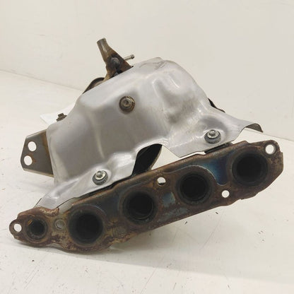 Exhaust Manifold Naturally Aspirated Fits 23 Mazda 3