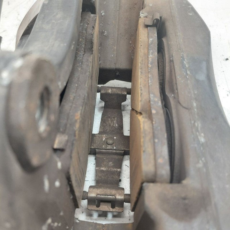 Passenger Right Front Brake Caliper AWD Fits 17-19 Cadillac CT6