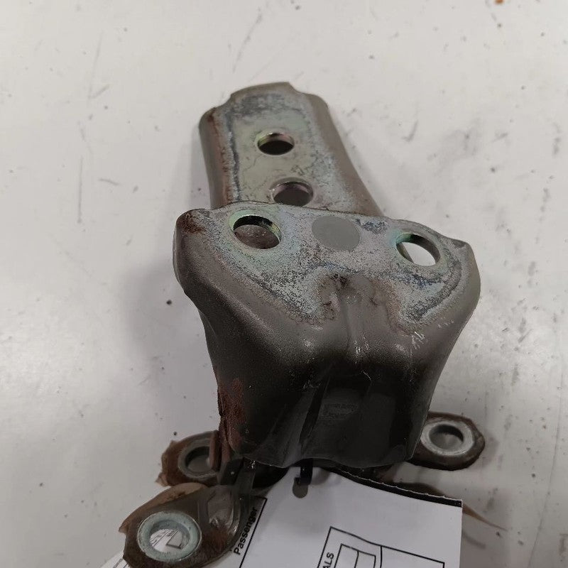Subaru Outback Legacy Door Hinge Set Left Rear  2018 2017 2016 2015 OE