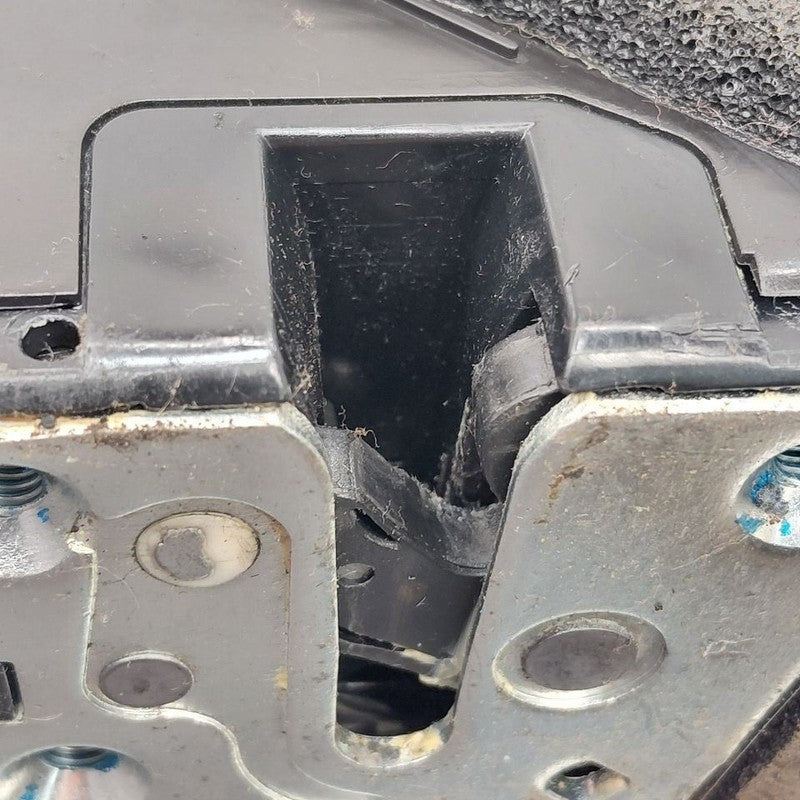 Nissan Versa Note Door Latch Lock Right Passenger Front  2019 2018 201