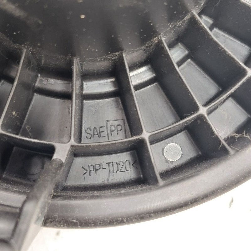 Blower Motor Air Cooled Fits 17-25 Honda CR-V