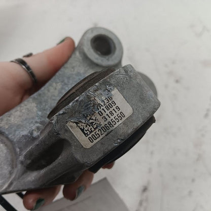 Jeep Renegade 2.4 Engine Motor Mount Support Bracket  2021 2020 2019 O
