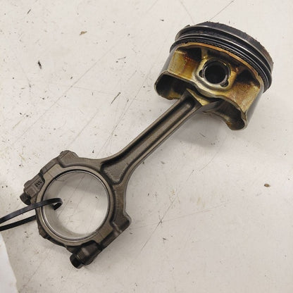 Chevy Volt Single Piston With Connecting Rod   1.5 2019 2018 2017 2016