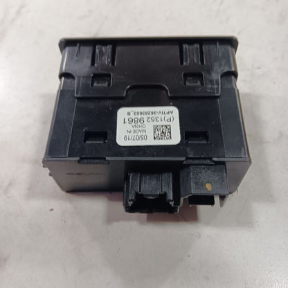 Chevy Malibu USB Plug In Hub Port 2019 2020 2021 2022