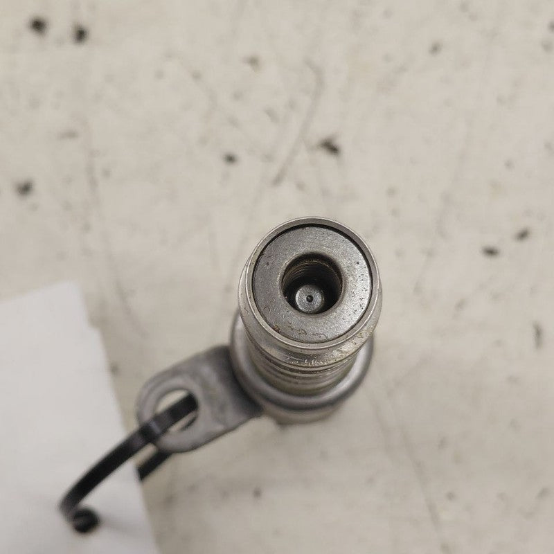 Hyundai Kona Variable Timing Gear Oil Control Valve Solenoid Cylinder 