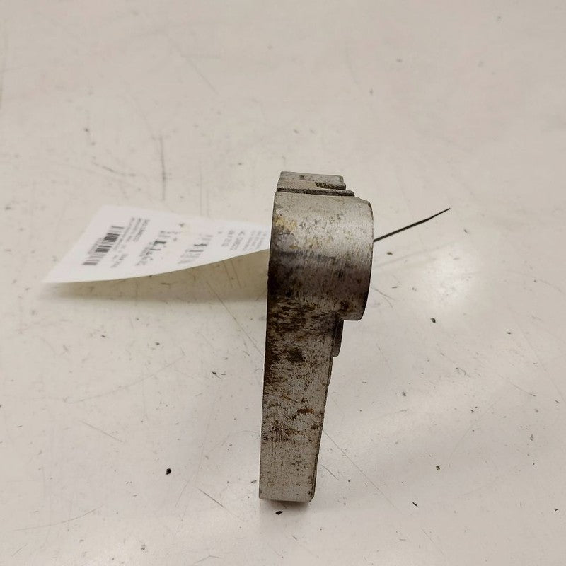 Chevy Trailblazer Driver Left Side Engine Bracket  1.3 2023 2022 2021
