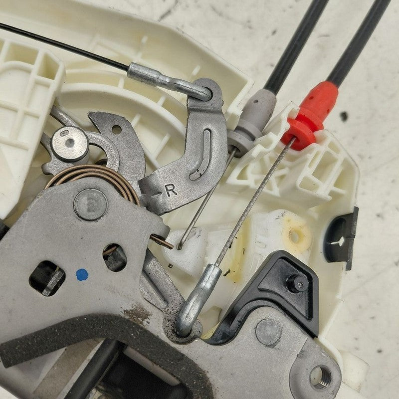 Fiat 500 X Model   Door Latch Lock Right Passenger Rear  2016 2017