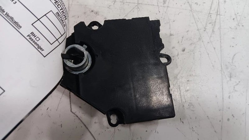 Chevy Traverse Flap Door Motor Heater AC Door Actuator  2010 2011 2012 2013