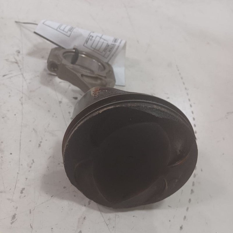 Outback Legacy Single Piston With Connecting Rod   2025 2024 2023 2022