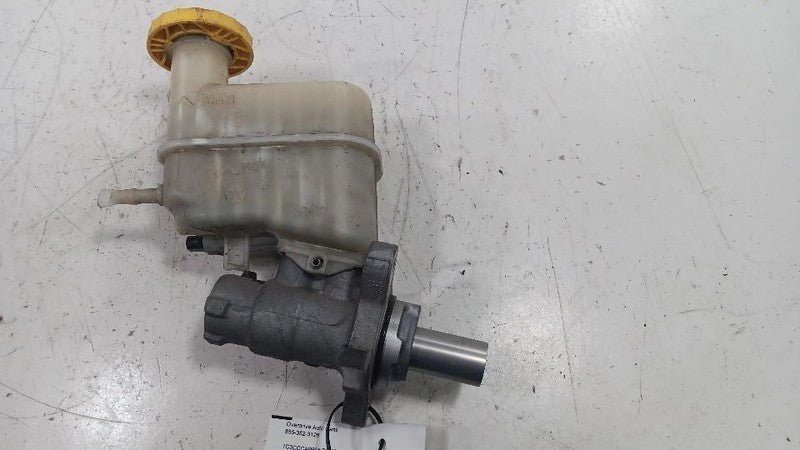 Brake Master Cylinder Fits 15-17 200 OEM
