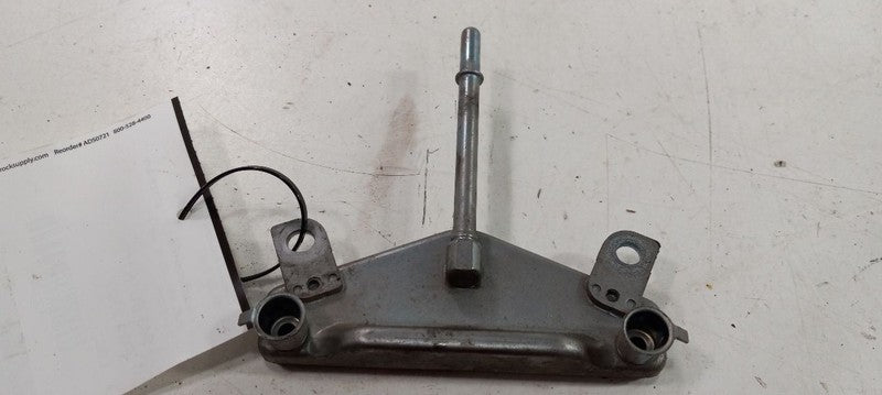 Subaru Legacy Fuel Rail Injection Injector Mount Bar 2010 2011 2012 OE