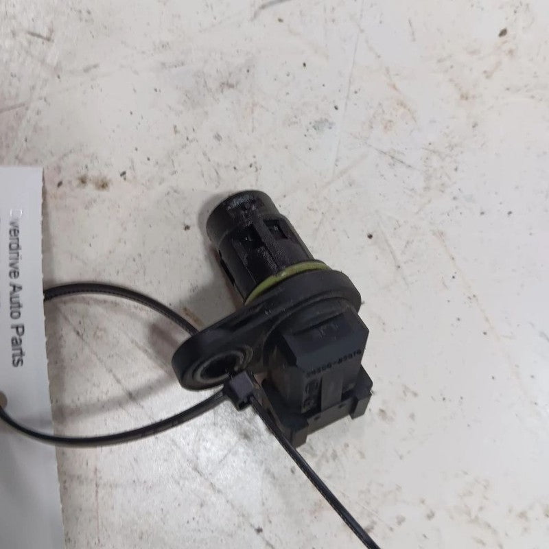 Hyundai Elantra Camshaft Cam Shaft Position Sensor  2017 2016 2015 201