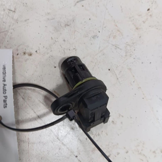 Hyundai Elantra Camshaft Cam Shaft Position Sensor  2017 2016 2015 201