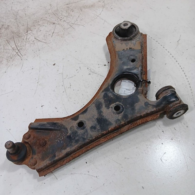 Passenger Lower Control Arm Front 4 Door L Model Fits 14-17 FIAT 500 O
