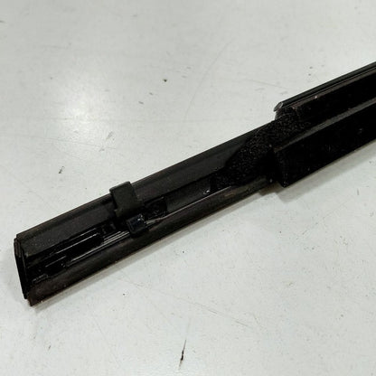 Hyundai Elantra Door Glass Window Weather Strip Trim Front Right Passe