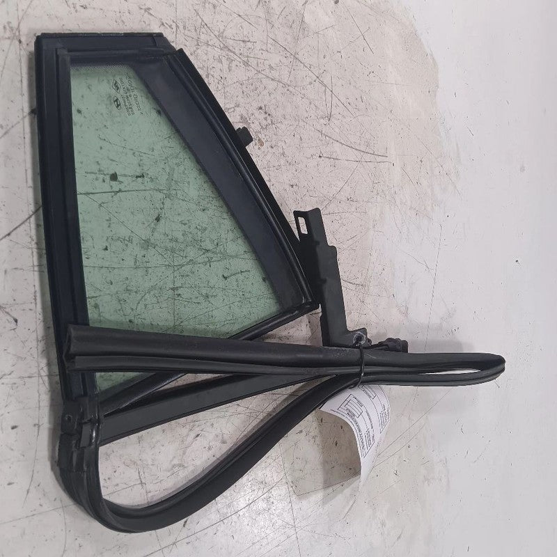 Passenger Right Rear Door Vent Window Glass Sedan Fits 17-20 Hyundai Elantra