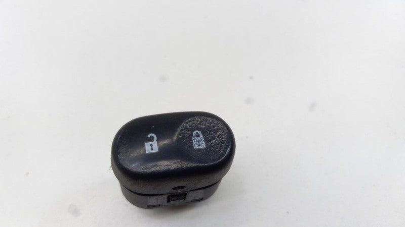 15823977 Driver Front Door Switch Driver New Style Lock Fits 08-09 Chevy Malibu
