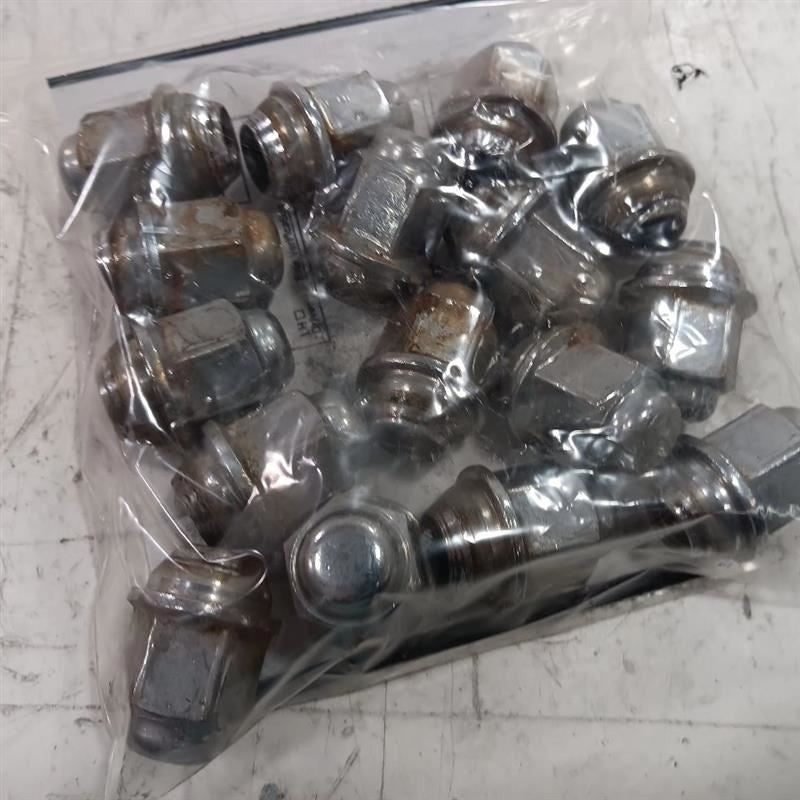 Hyundai Accent Lug Nut Set  2012 2013 2014 2015 2016 2017 OEM