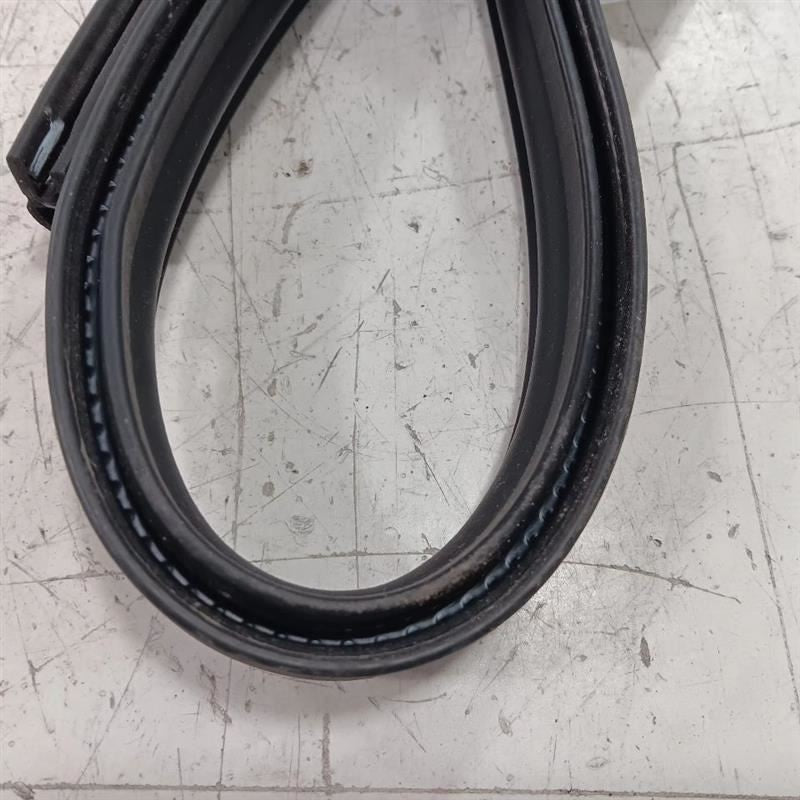 Jeep Renegade Cowl Vent Panel Hood Rubber Seal  2015 2016 2017 2018 OE