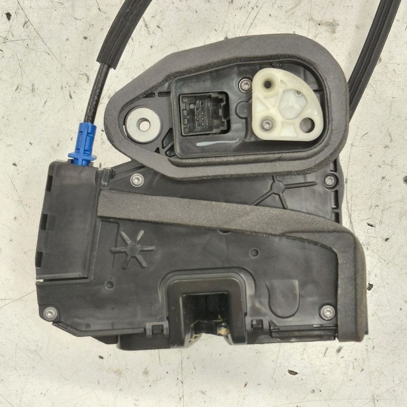 Chevy Volt Door Latch Lock Right Passenger Front  2016 2017 2018 2019