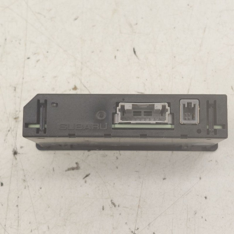 Subaru XV Crosstrek USB Plug In Hub Port  2025 2024