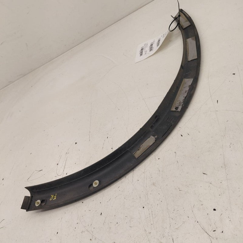 Mitsubishi Outlander   Passenger Right Front Fender Flare 2018 2017 20