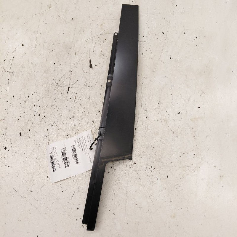 Jeep Cherokee Driver Left Front Door Applique {68102563AA} 2019 2020 2