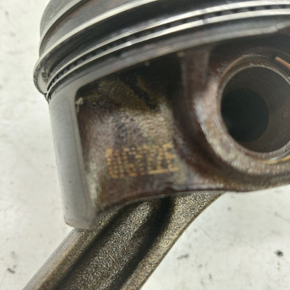 Volvo S60 Single Piston With Connecting Rod   2.0 2018 2017 2016