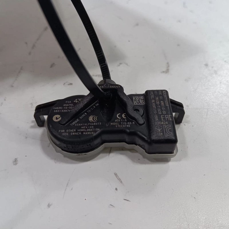 Jeep Compass TPMS Tire Pressure Monitor System Sensor  2018 2019 2020 2021 2022