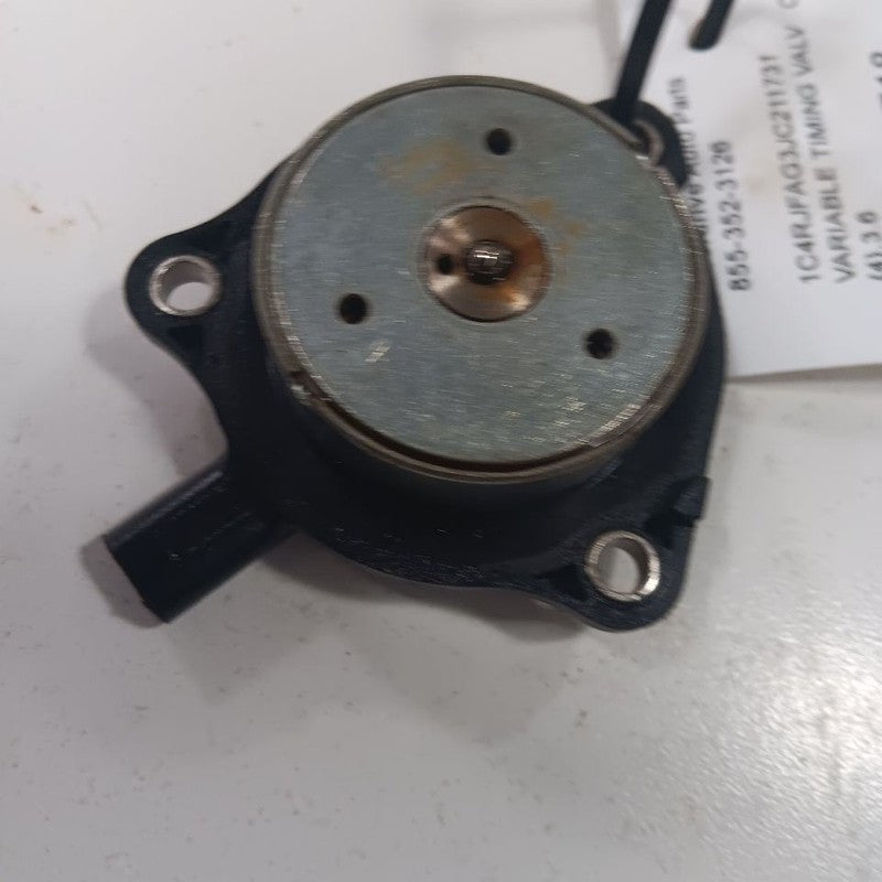 Grand Cherokee Variable Timing Gear Oil Control Valve Solenoid 2017 20