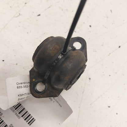 Hyundai Veloster Front Sway Bar Bushing Mounting Bracket  2017 2016 20