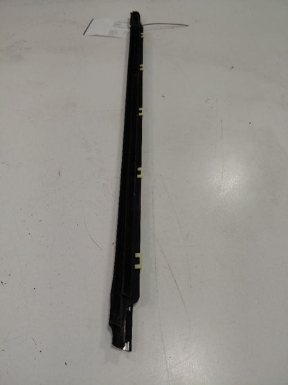Kia Soul Door Glass Window Weather Strip Trim Front Right Passenger  2