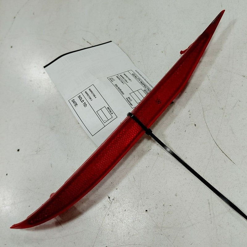 Hyundai Elantra Passenger Right Rear Marker Reflector Lamp  2024 2023 