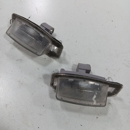 Mitsubishi Outlander License Plate Light Lamp  2020 2021 2022 2023 OEM