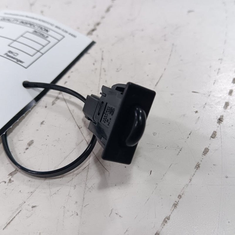 Kia Optima Glove Box Light Control Switch {299140682} 2020 2019 2018 2