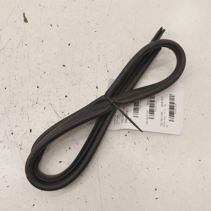 Honda HR-V Cowl Vent Panel Hood Rubber Seal  2026 2025 2024 2023