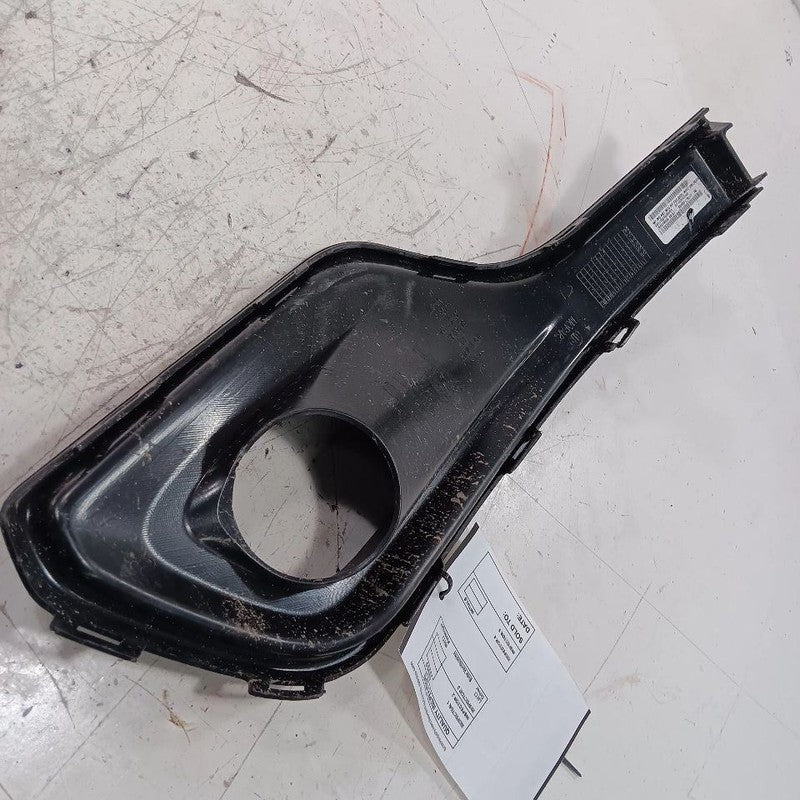 Jeep Compass Front Bumper Fog Light Insert Trim Bezel Right Passenger Side  2018