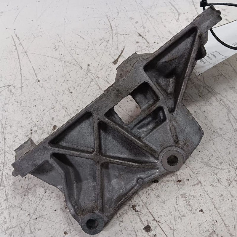 Subaru Forester Alternator Bracket  2.5 2016 2017 2018 OEM