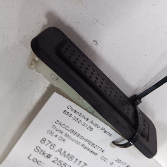 Jeep Renegade Trunk Release Open Button  2017 2018 2019 2020 OEM
