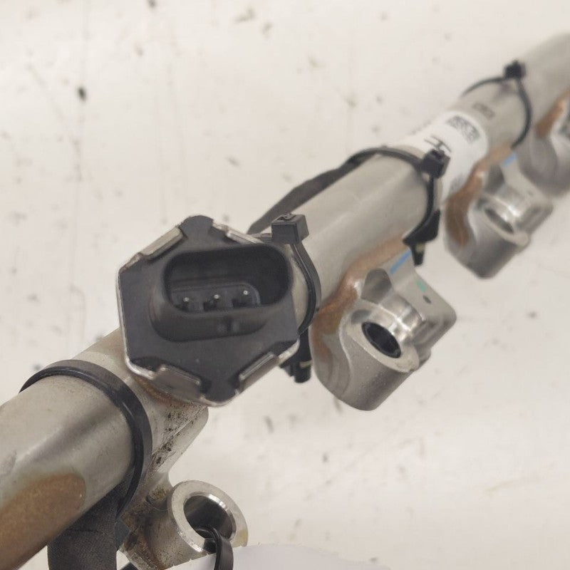 Chevy Trax Fuel Rail Injection Injector Mount Bar  1.2 2025 2024