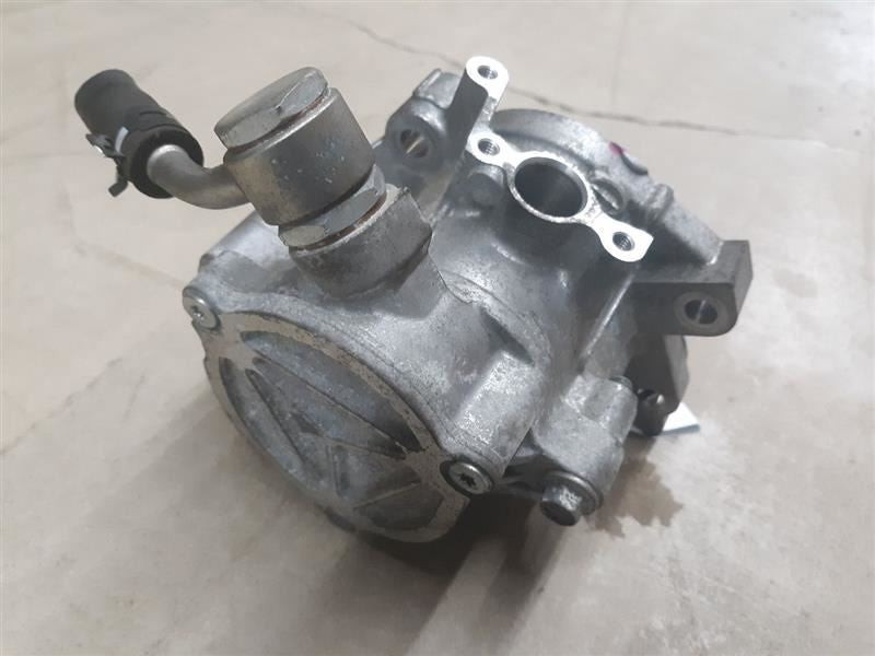 Vacuum Pump Naturally Aspirated Fits 18-19 MAZDA CX-5 348255 OEM