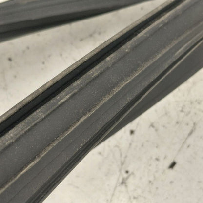 Chevy Trax Door Glass Window Seal Rubber Right Passenger Front  2025 2