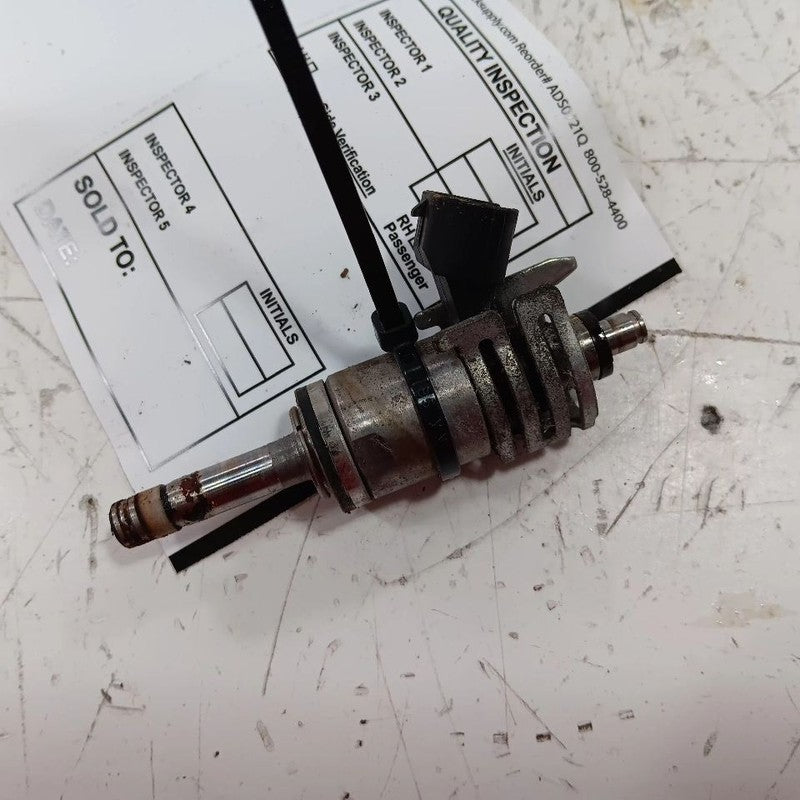 Lower Fuel Injection Injector Fits 13-20 Subaru BRZ OEM