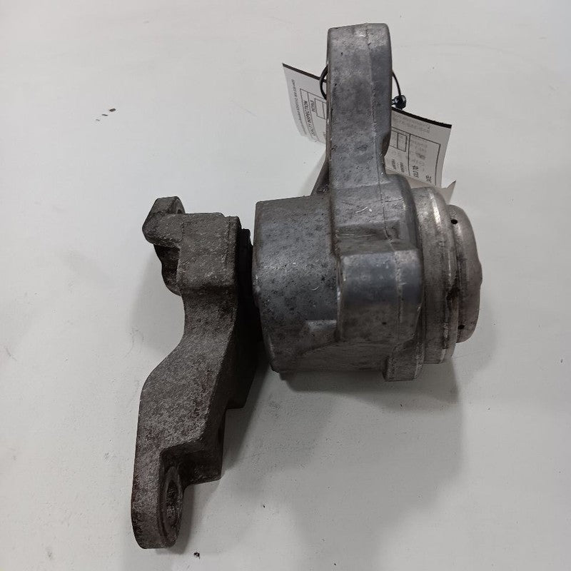 Ford Fusion Engine Motor Mount Right Passenger  1.5 2016 2015 2014 201