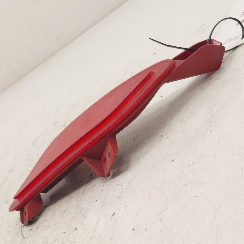 Hyundai Veloster Left Rear Side Marker Reflector  2017 2016 2015 2014