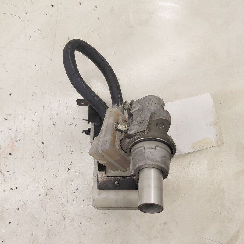 Brake Master Cylinder Fits 15-24 Nissan Murano