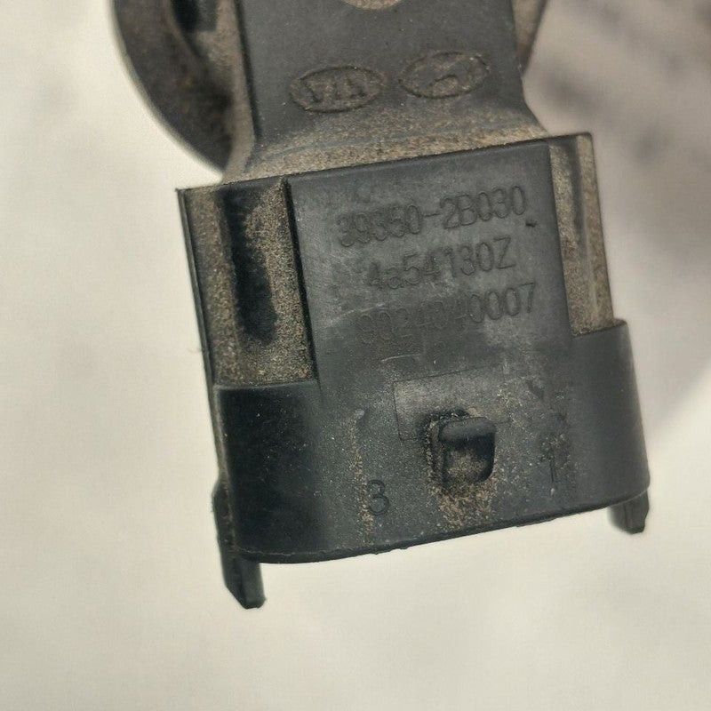 Hyundai Veloster Camshaft Cam Shaft Position Sensor  2017 2016 2015 20