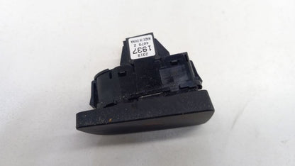 Chevy Malibu Hazard Switch 4 Way Flasher Button 2014 2015 2016 2017 2018